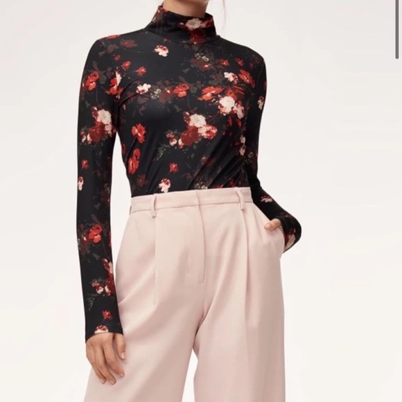 Wilfred Tops - Wilfred Cheval floral top in excellent condition!